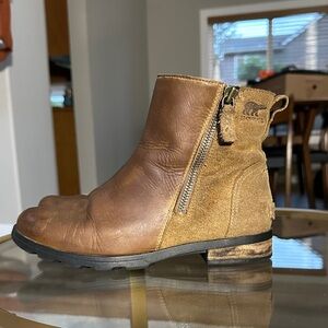 Sorel Emelie waterproof leather and suede zip over ankle bootie